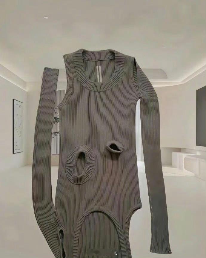终于找到能驾驭这件衣服的了