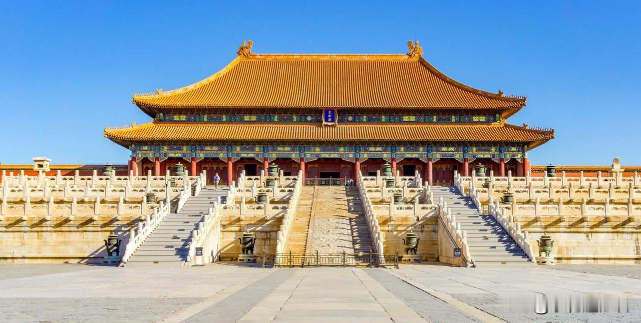 故宫为什么没有厕所？真相不是“不上”，而是“不能随便上”很多人逛故宫都会冒出