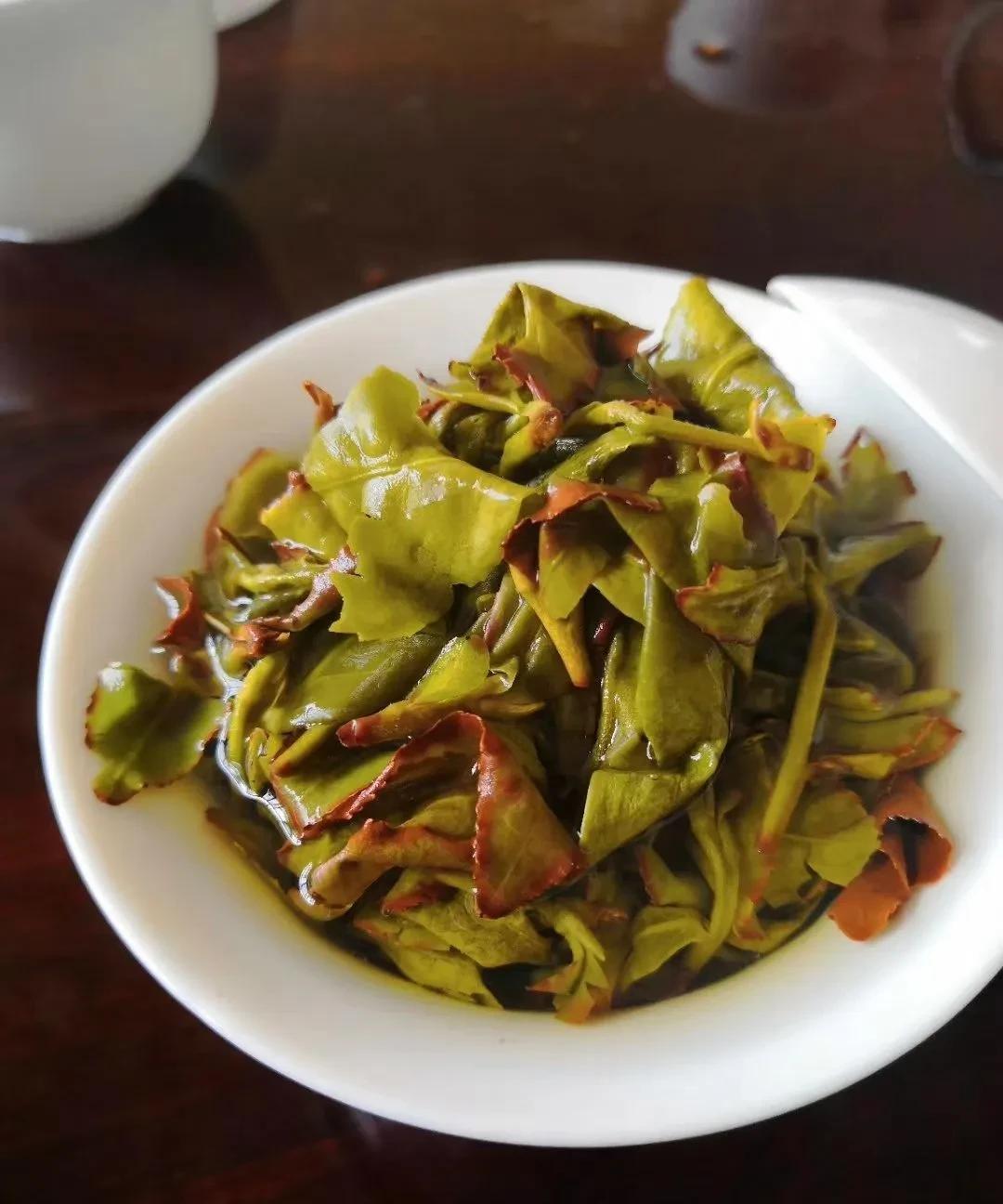 #茶的生活美学#品一杯鲜香爽口的兰花香水仙茶。