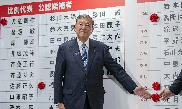 借着九三大阅兵的后劲，中国的文艺界集体发力，彻底把日本的老底扒了出来，把他的黑历