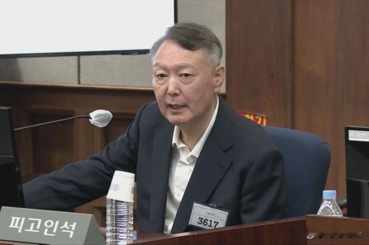 李在明借此次无人机事件敲打尹锡悦，擅自向朝鲜放飞无人机等同于向朝鲜开枪，这是战争