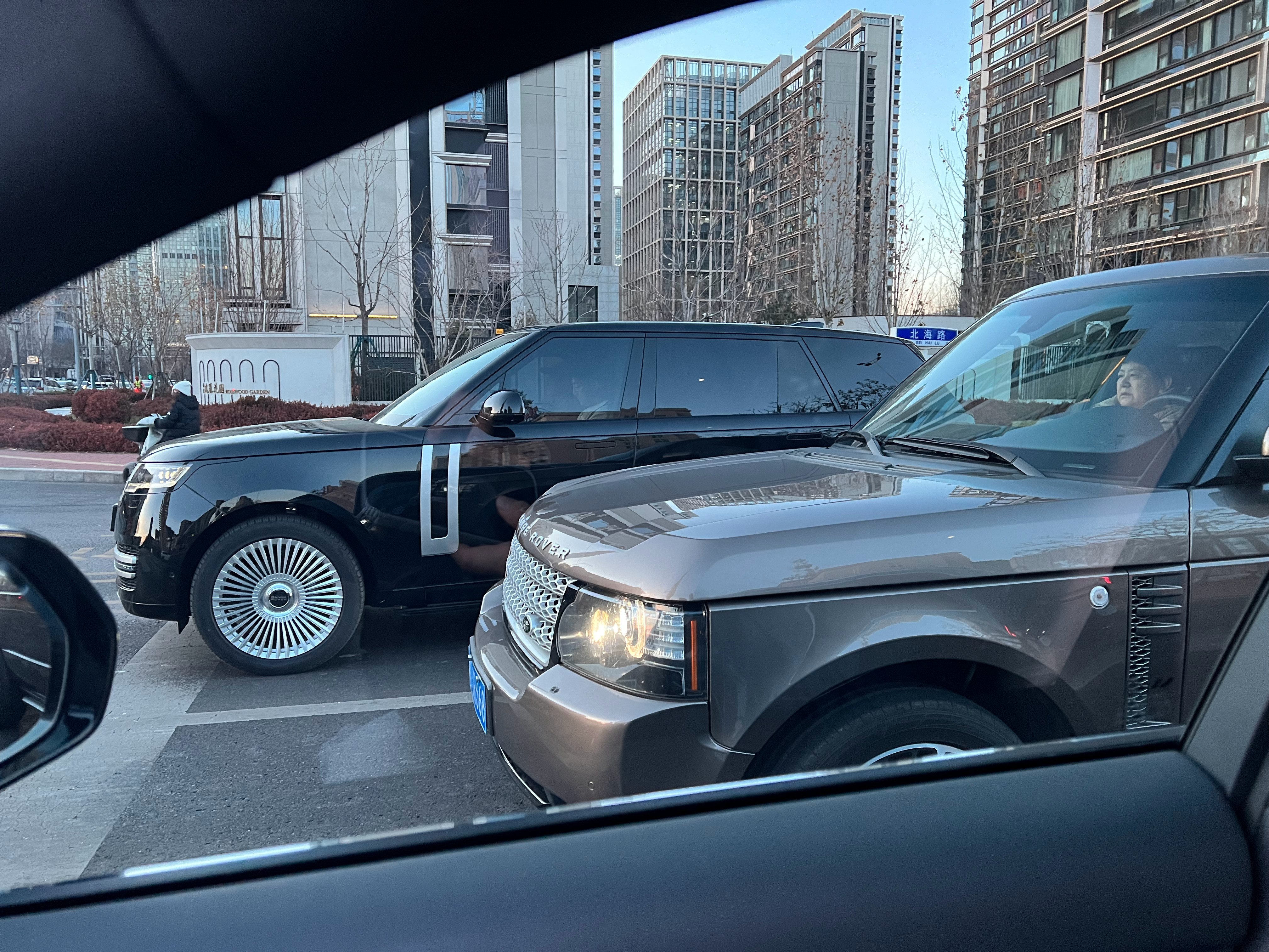 中间虽然还隔了一代，但是设计语言依旧在棒天津