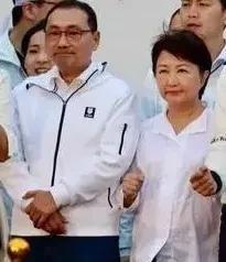 卢秀燕真是“淡定”，台中国民党部被查，她仅回“谢谢”一走了之。今日，因“死亡连