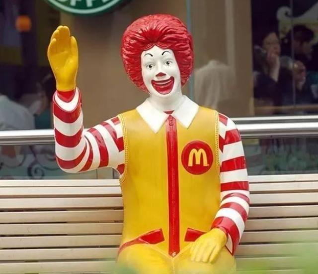 为什么现在没人提“外资撤离”“工业转移”“越印崛起”了？麦当劳8年前以不到21亿