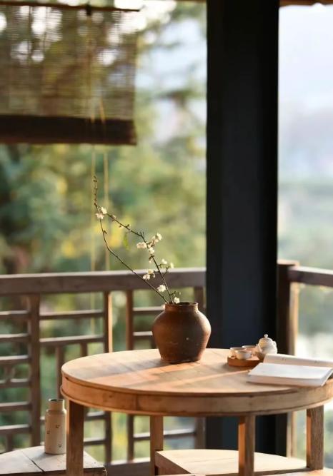 醍醐灌顶的一句话：“退休了只要不是家里揭不开锅，千万不要想不开出去找工作，最好的