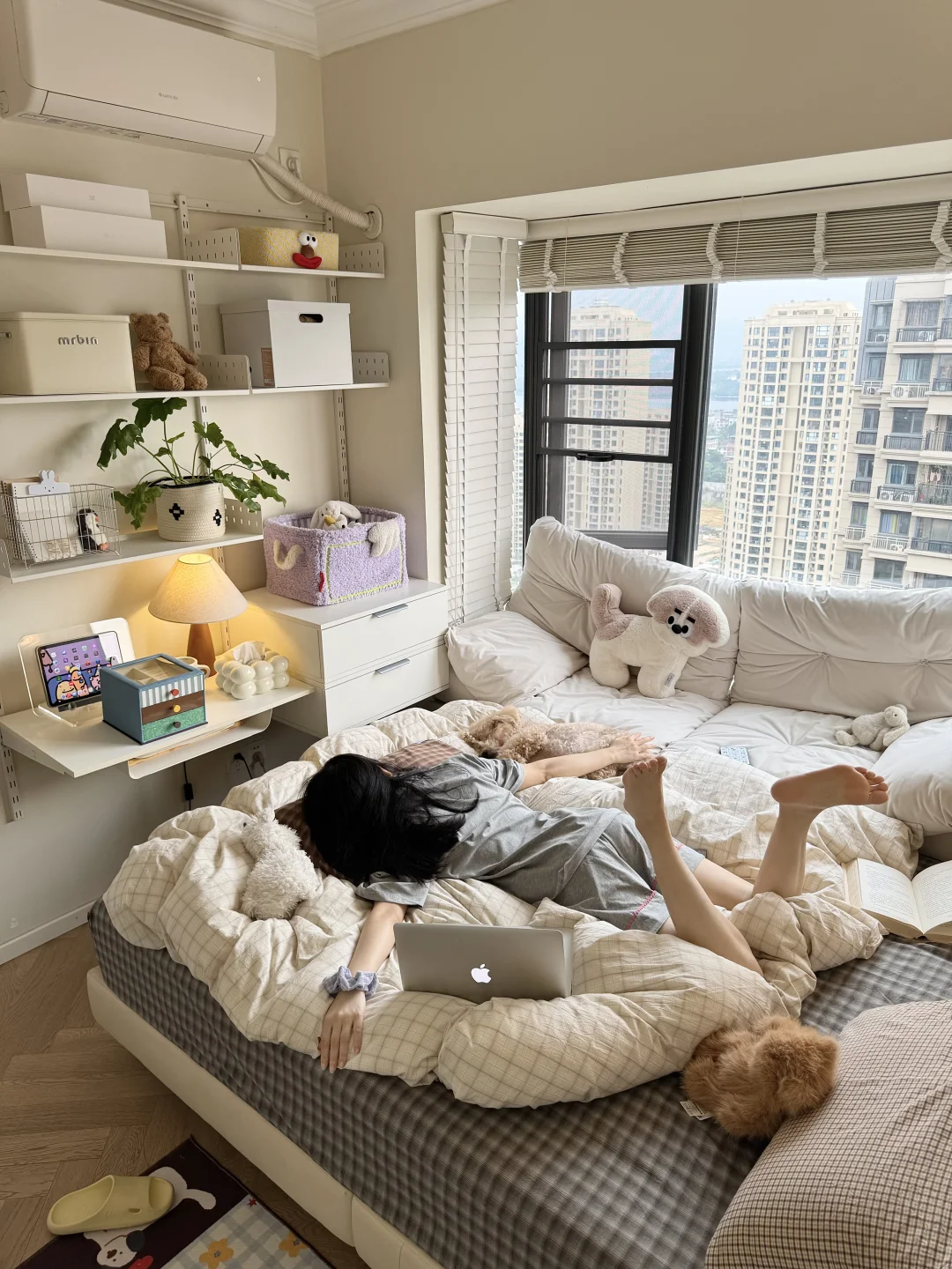 i人的卧室✨很小但好好宅！！
