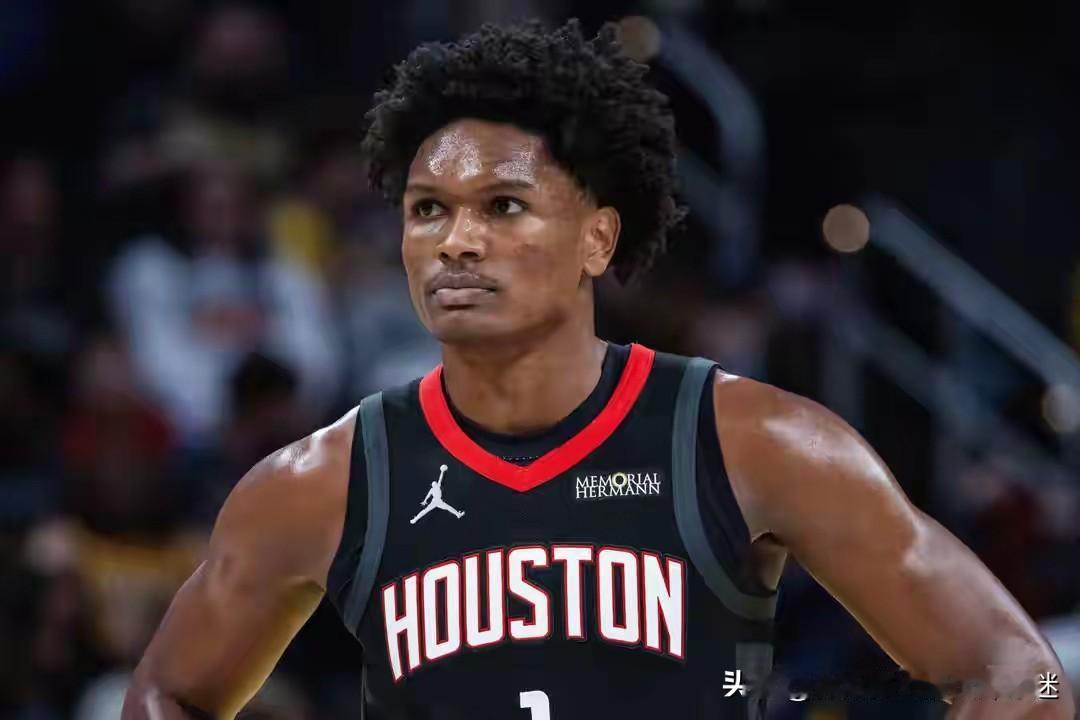 火箭现在应该留下阿门汤普森与伊森，剩下的全部交易送走。如今造成这个局面的问题就是