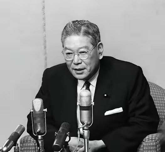 1963年10月8日，身在台湾的蒋介石接到一封十万火急的电报，电报里表示，中国大