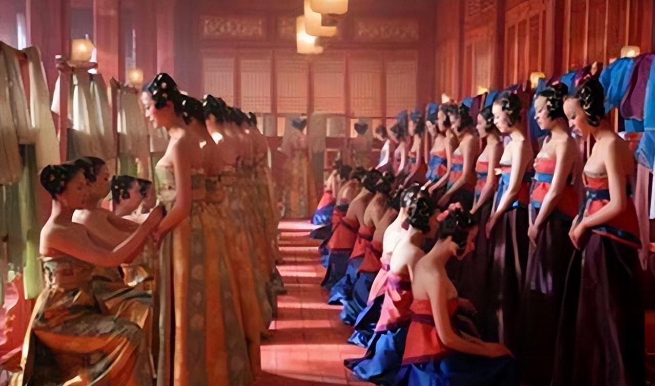 古代皇帝选妃子，除了看颜值，还有个“奇葩”标准让人意外在古装剧里，选秀女入宫的