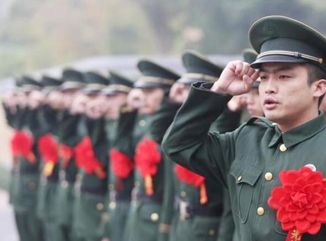 18岁以上男性青年注意！国防部最新通知已明确，这项与每个家庭息息相关的事情必须及