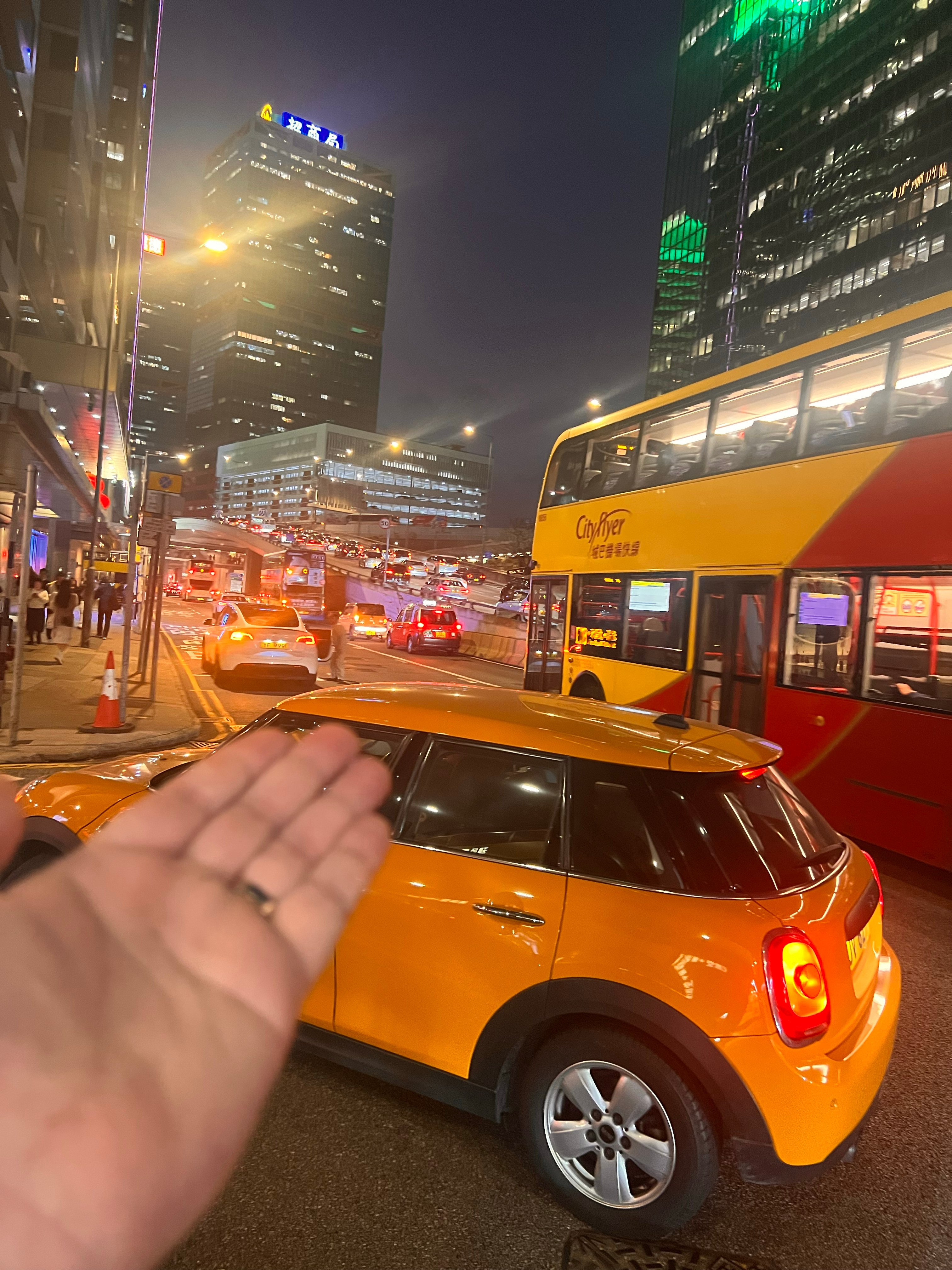 【上进者转存特斯拉中国FSD无人驾驶供应商】A股行情1.核心计算与感知硬件•