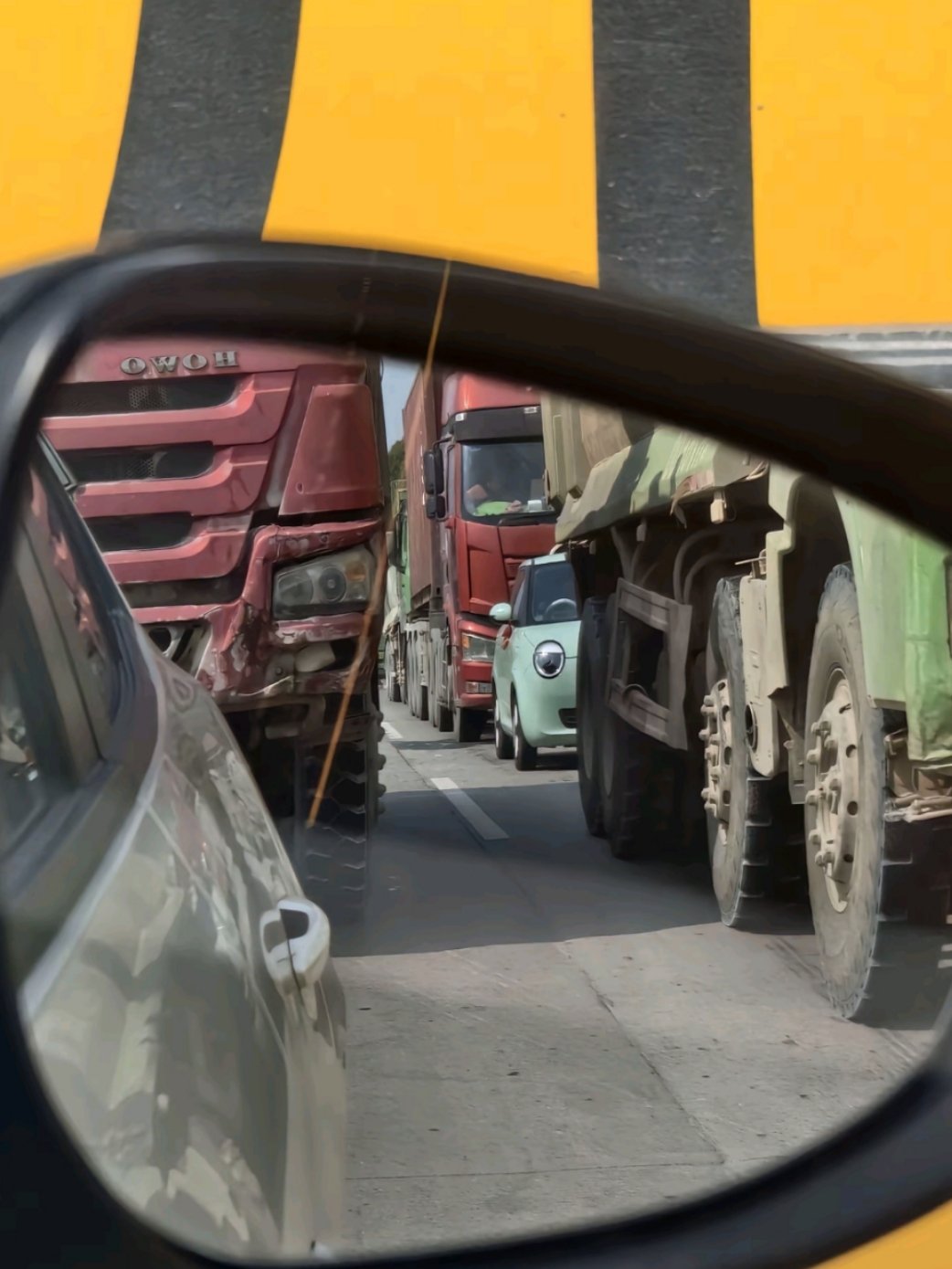 当你压力大的时候，看看这辆剁椒鱼头