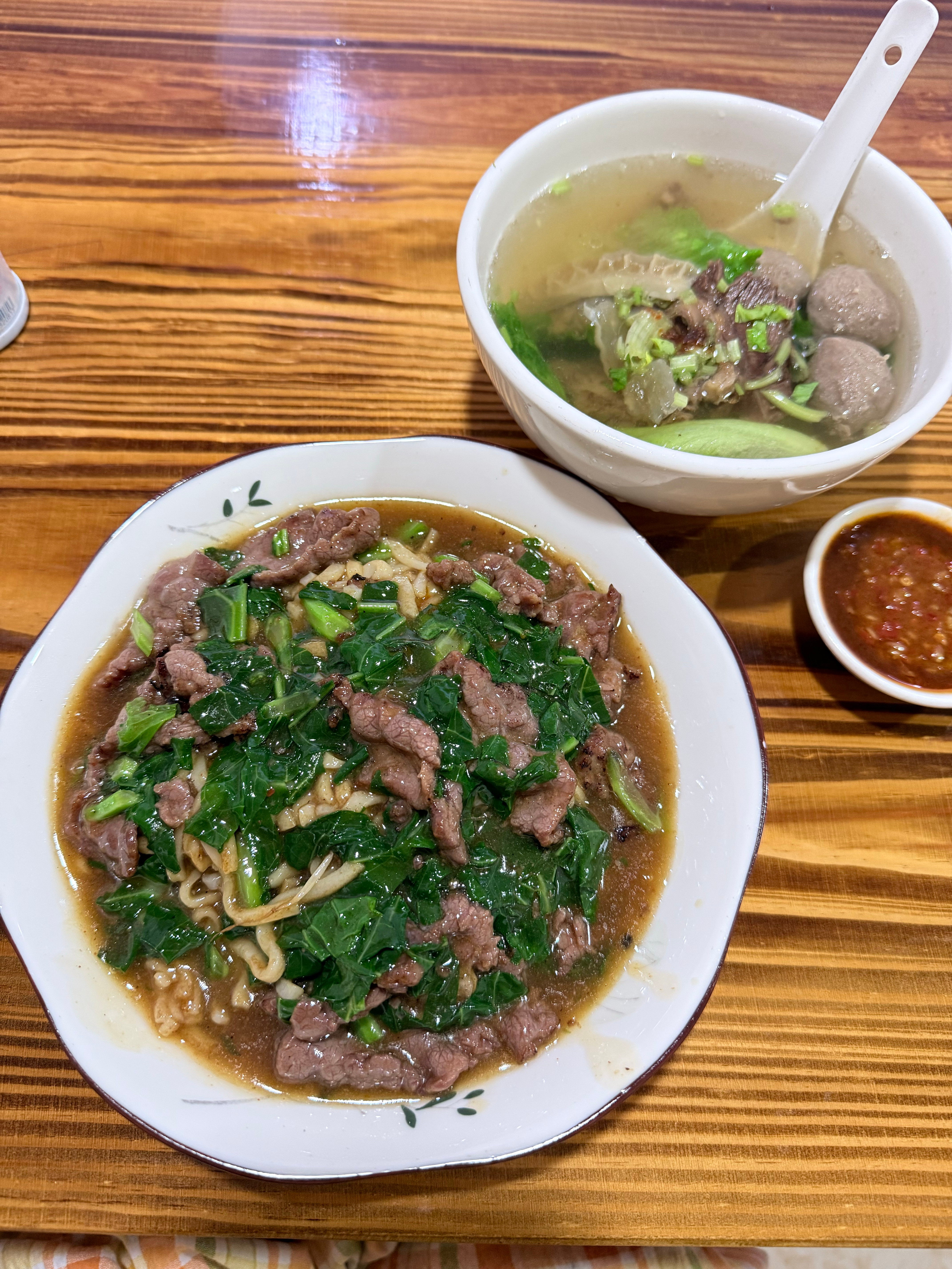 为了吃这盘牛肉粿淋成落汤鸡​​​