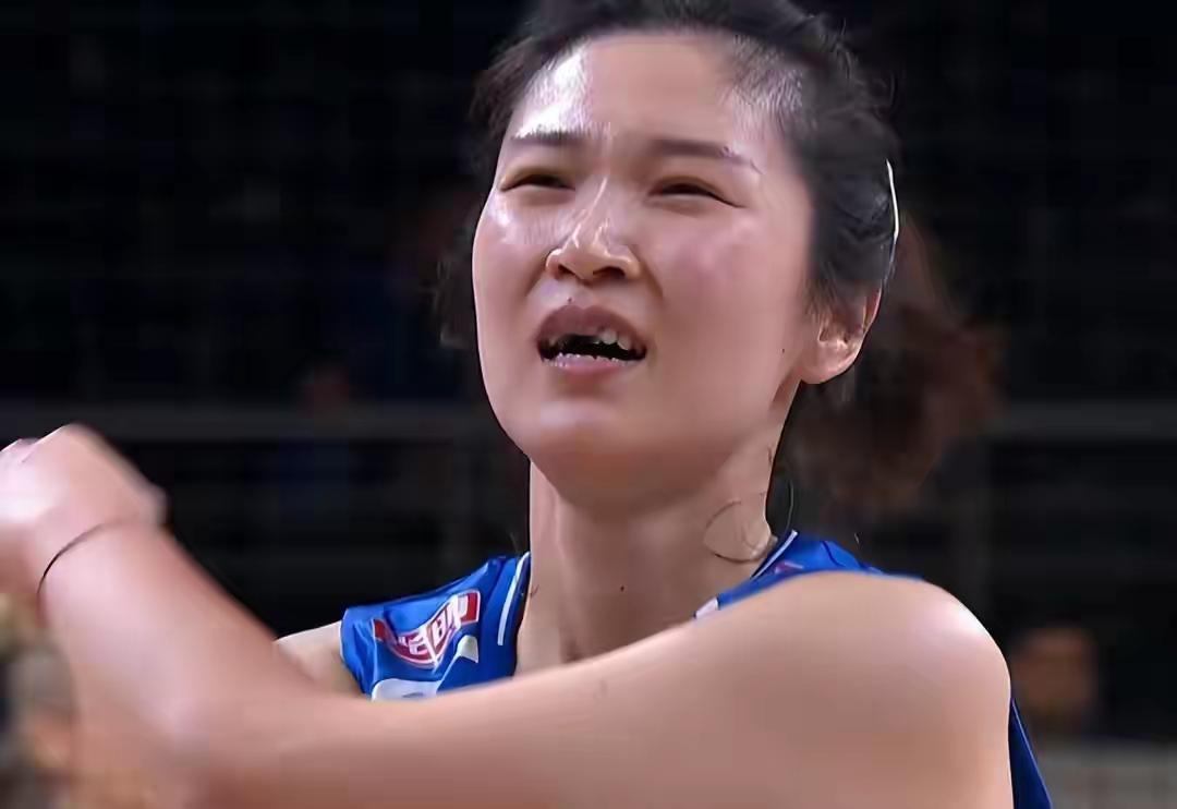 世联赛：女排3-2欧洲劲旅王媛媛表现出色，赵勇暂停期间破口大骂这场球让人看得惊