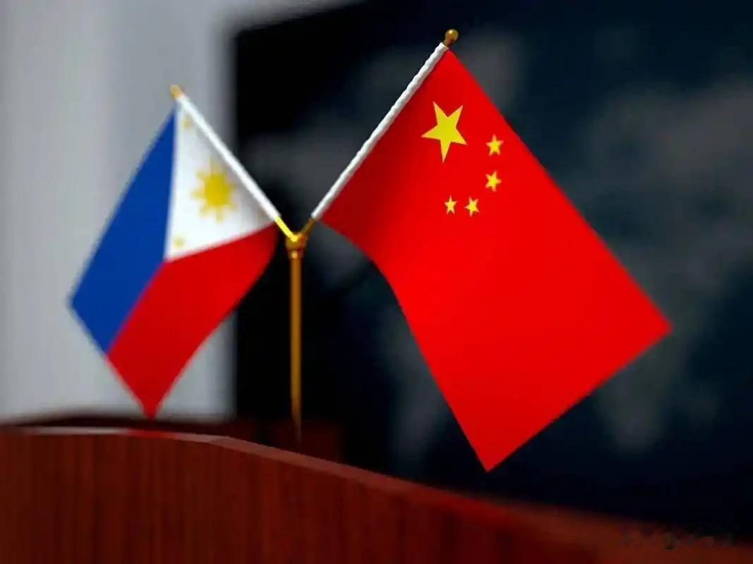 中国不再忍不再只是口头抗议中国对菲律宾摊牌了！2026年7月8日，央视新闻