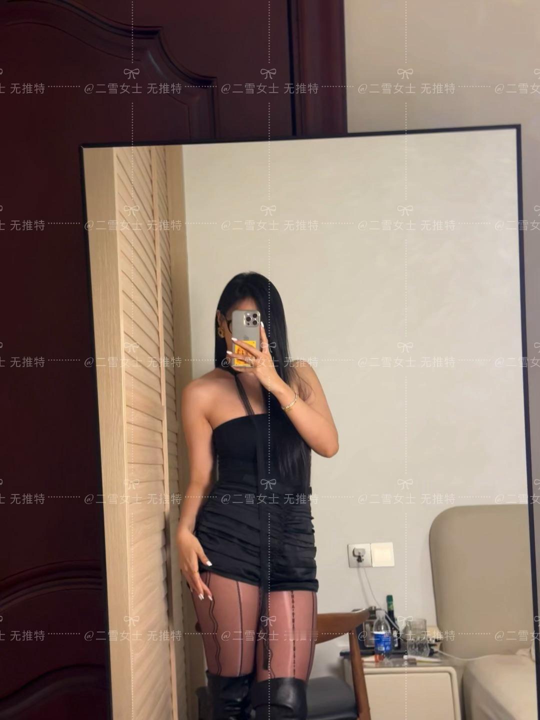 暖灯拍出来的色调真的太黄了​​​
