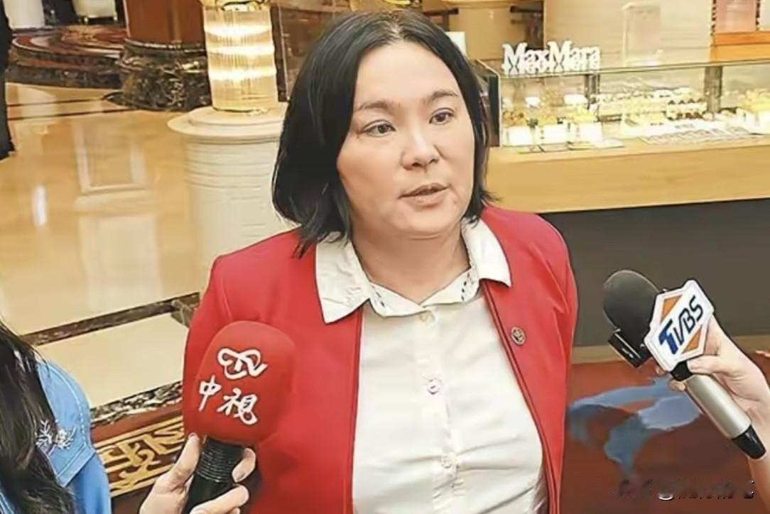 赖清德被弹劾之所以无法通过，就是因为几个国民党“立委”缺席，导致票数不够。不管这