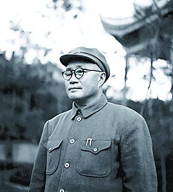 毛主席曾说过，是一个“瞎子”和一个“瘸子”帮他打下了江山。而其中的“瞎子”就是刘