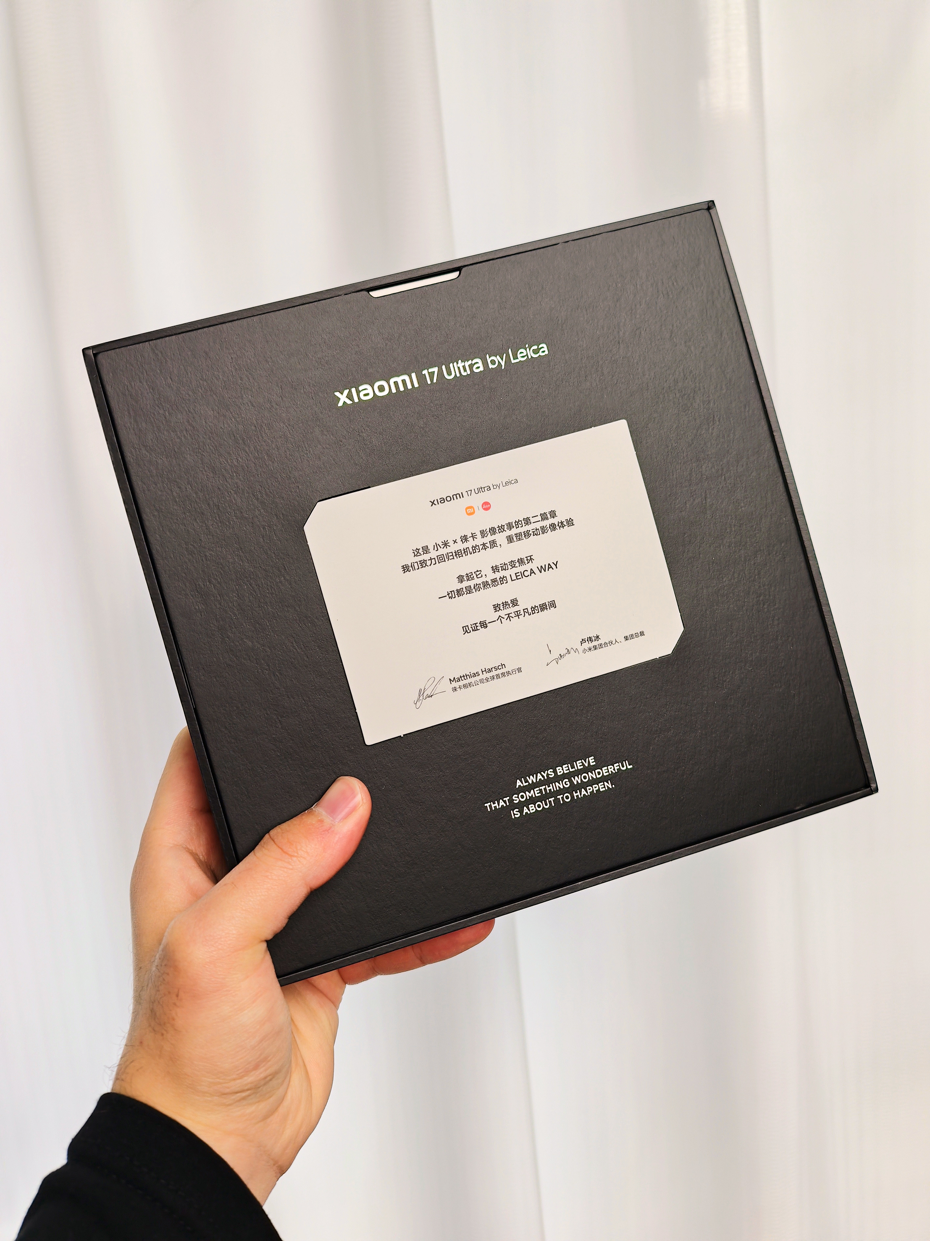 小米17Ultra到了，提前预定未来几个月的主力机，主要OV的超大杯也没法陪我