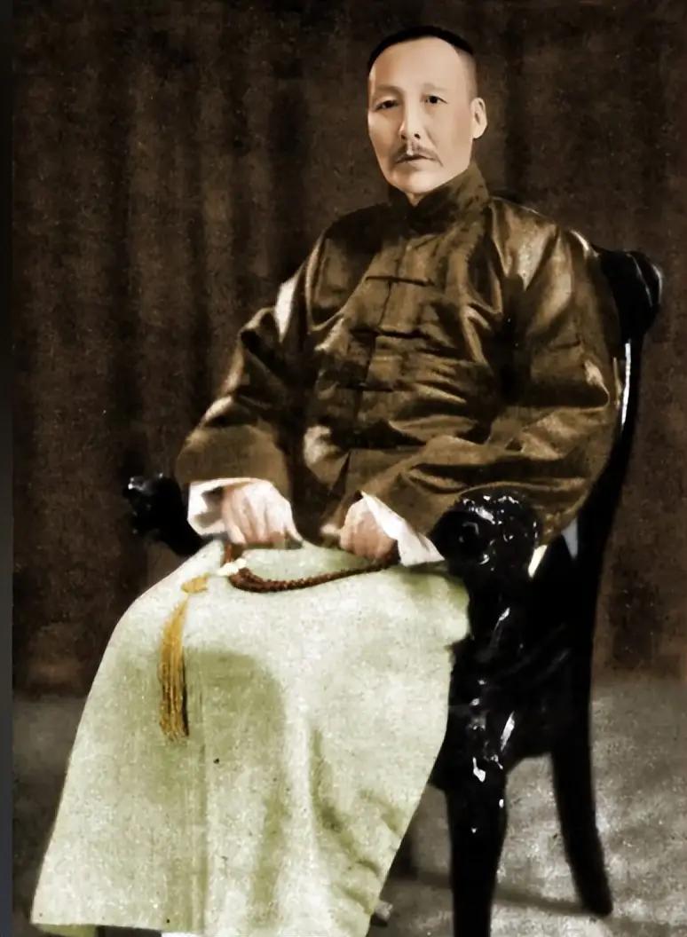 1925年，杨宇霆就任江苏督军后，妄自尊大，骄傲无知，对陈调元、马玉仁等军阀人物