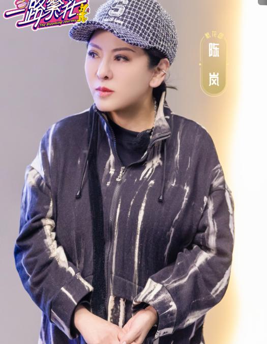 真的想不到，作为豪门的向太又不出道，整天在网上找存在感。现在她又开始爆王家卫的各