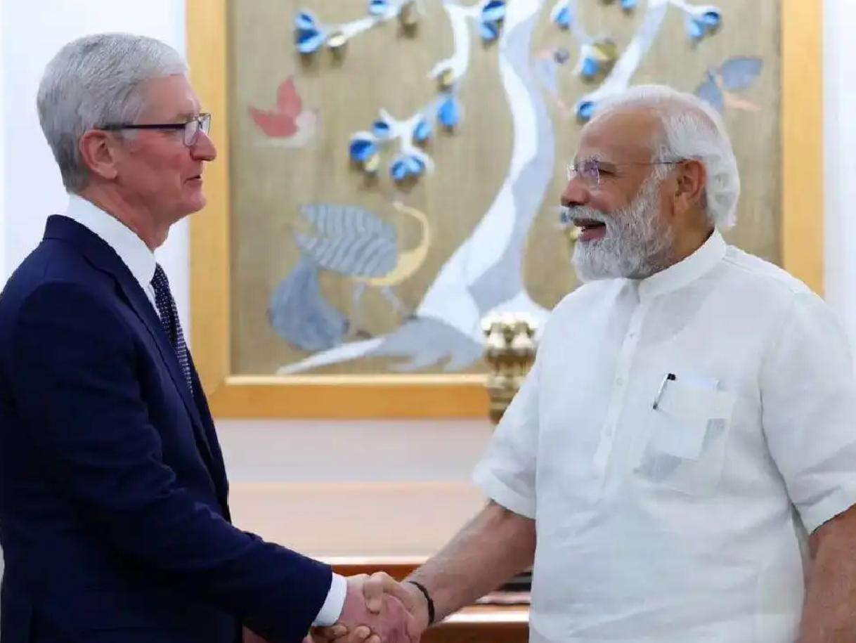 印度出手了，以反垄断的名义，对苹果手机进行罚款。这其中有几个细节：1、针