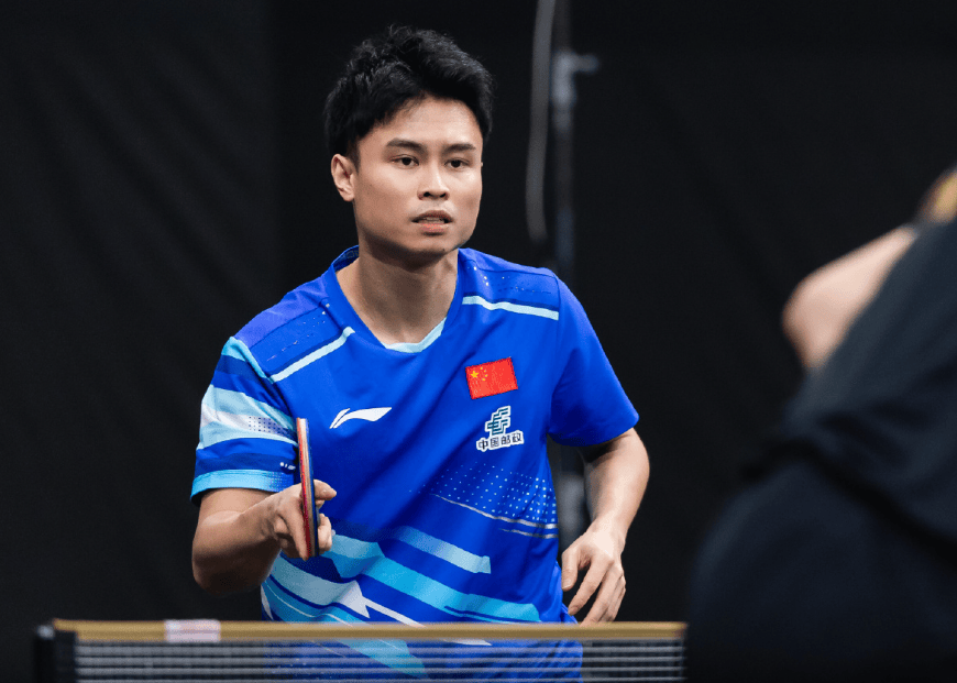 周启豪夺冠之路: 32强赛淘汰梁靖崑, 半决赛胜奥恰洛夫