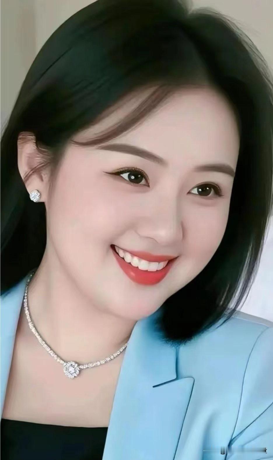 生活赠予蜜糖，便安心品尝；若是迎来考验，就披甲上场。生活如同玫瑰，美好与刺痛