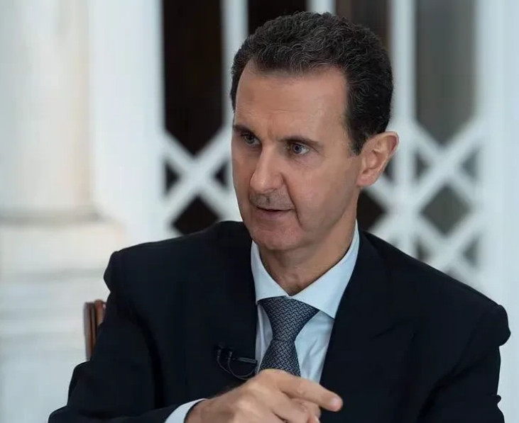 同样是叙利亚总统，巴沙尔阿萨德，叙利亚前总统。艾哈迈德·侯赛因·沙拉（朱拉尼)叙