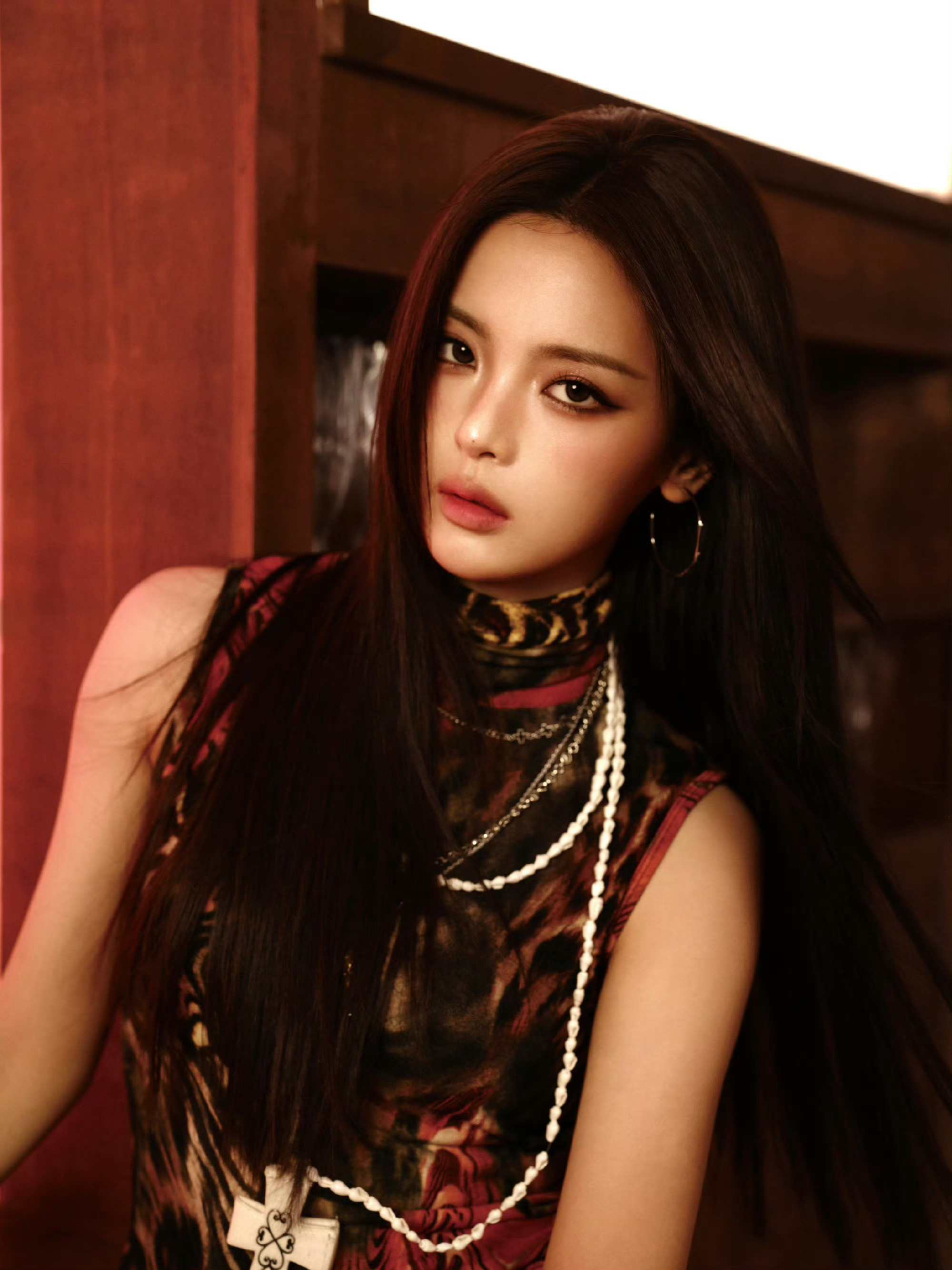 杨超越完全性感小野猫！