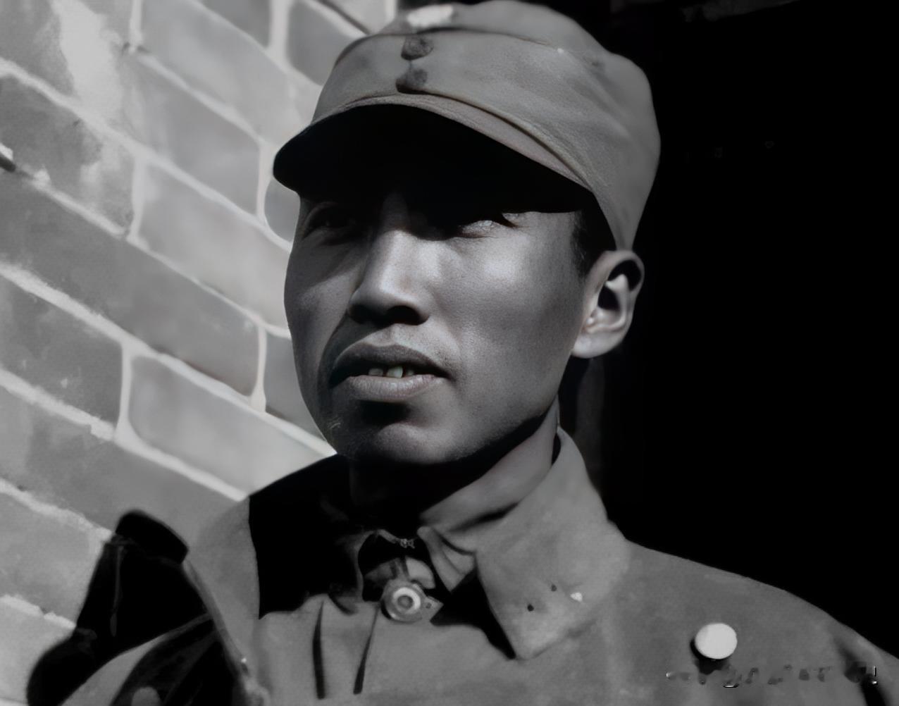 腊月三十，祁县饭庄，31个八路军围住40个鬼子。队长下令：砸碗！腊月三十，祁