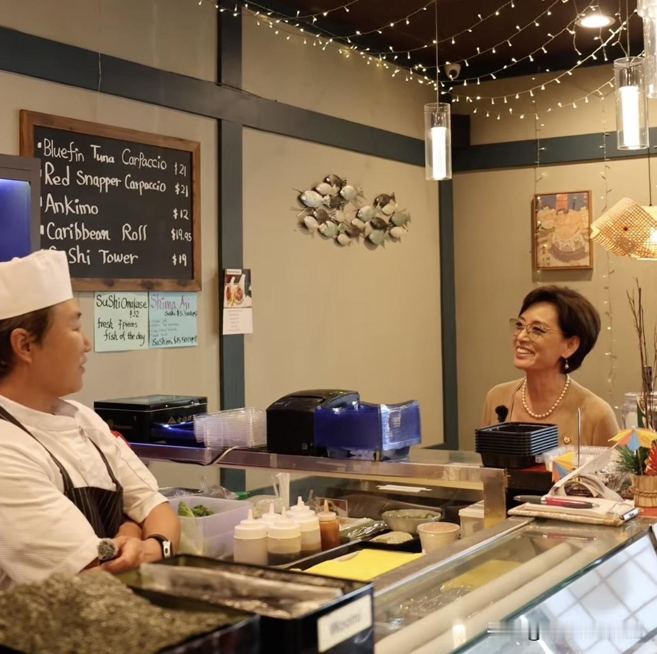 美国韩裔共和党议员金映玉（YoungKim）是一位所谓的“对华鹰派”，自称是一