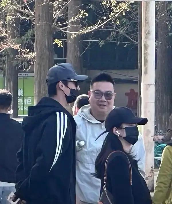 杨旭文陈若琳应该是真谈了但是没订婚吧。。