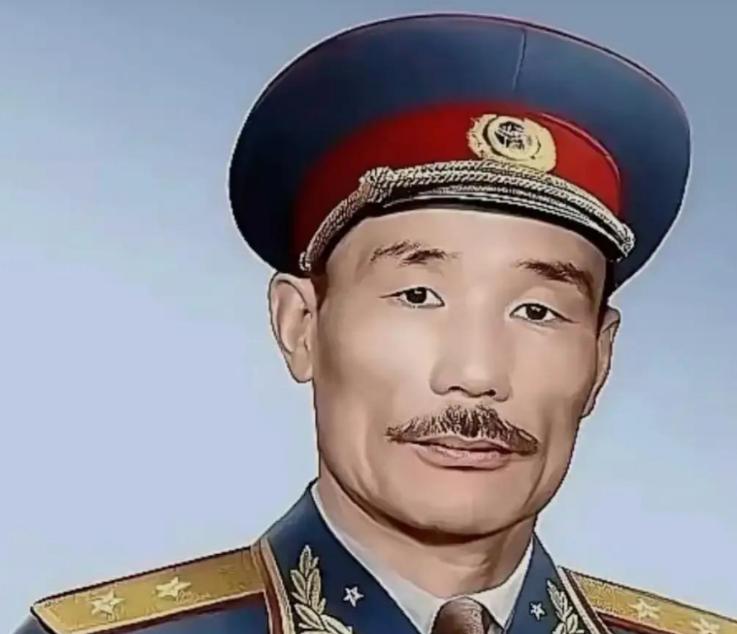 1978年，开国中将孙毅外出理发，推子咔嚓咔嚓响过，他觉得头发茬子没修匀，于是让