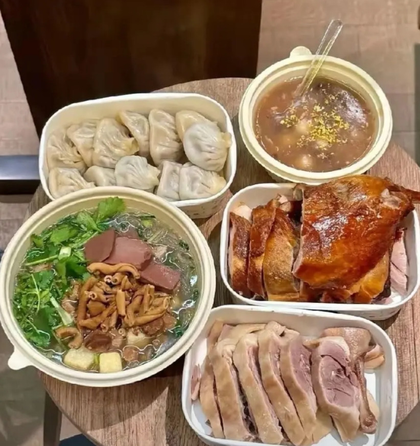 不懂就问，一顿饭吃这些，算多吗？