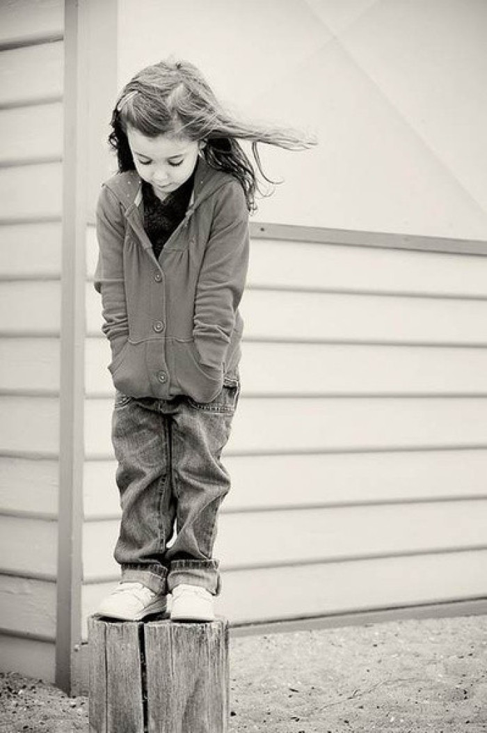 已婚男女最危险的不是身体的亲密接触，而是互相讲述自己的创伤，在对方面前...