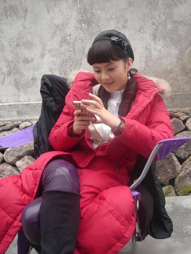 王琦这趟身材过山车，坐得人胆战心惊。前脚被拍到像贾玲，后脚就削成了闪电，再露面，