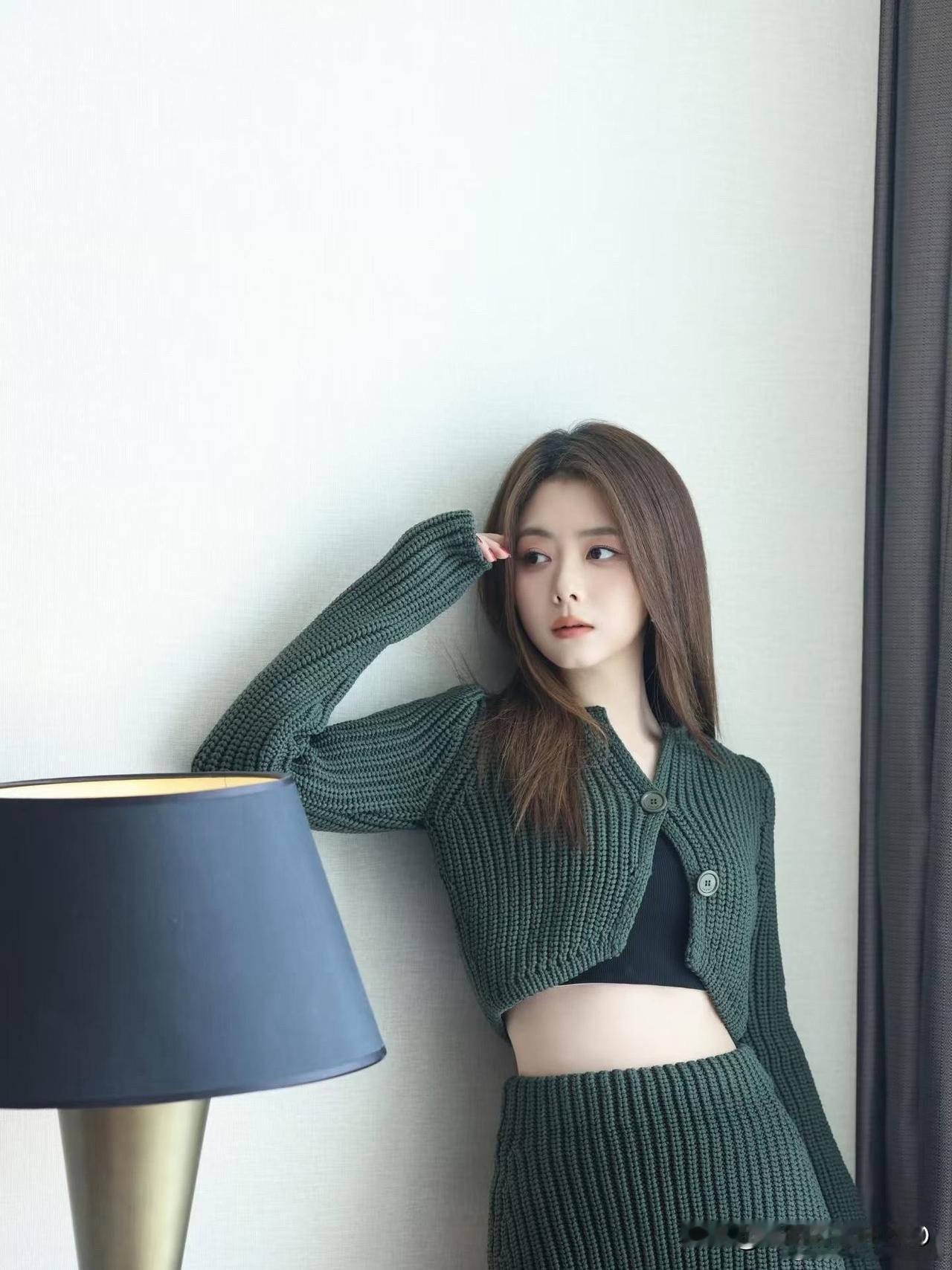 谭松韵，太美了，甜美气质优雅时尚