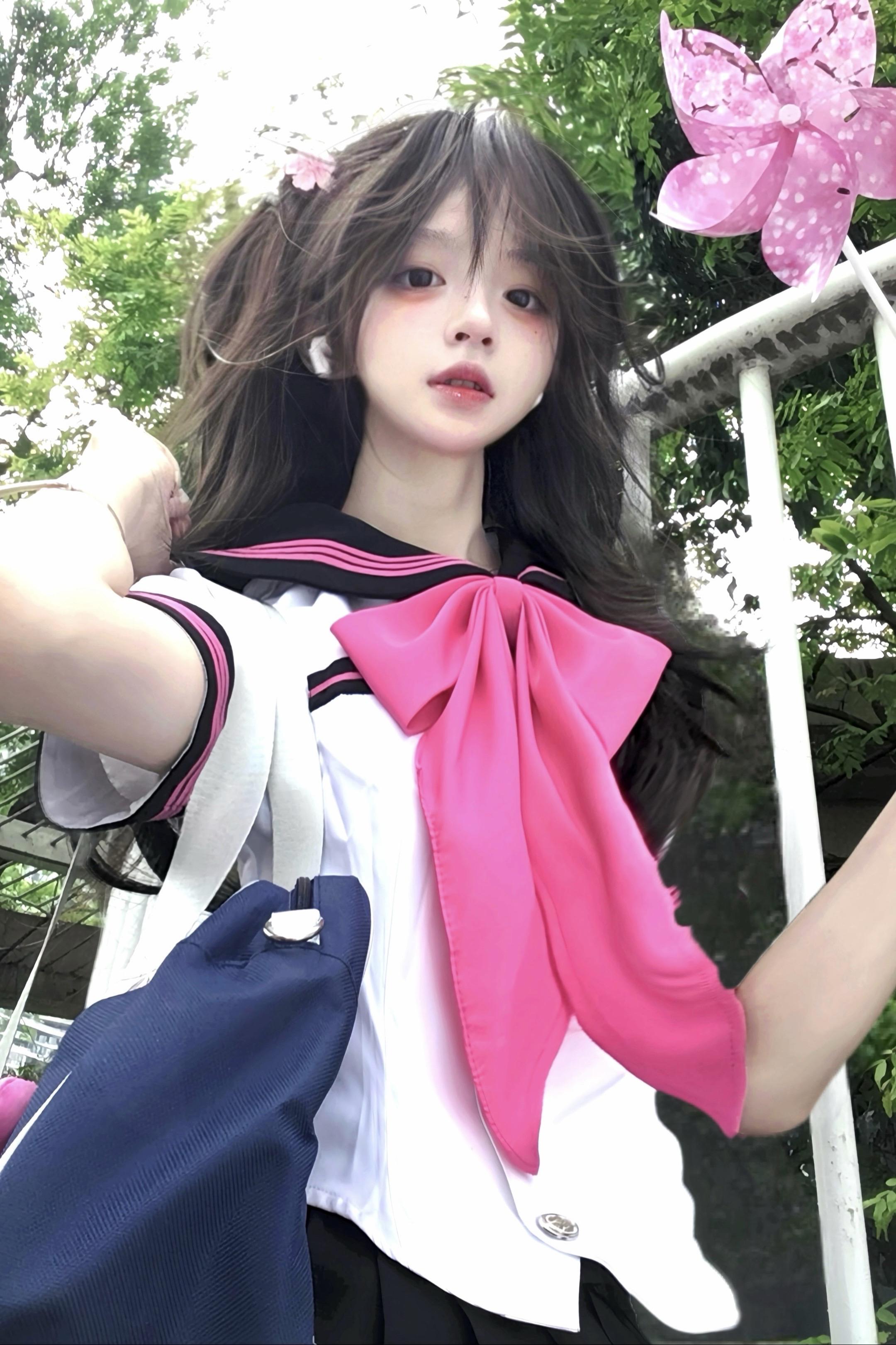你到底在为谁等待～