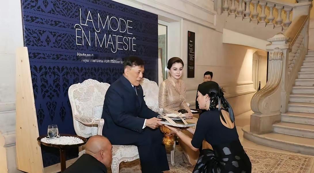 这一刻的苏提达，是落寞的！为啥？很简单，她的位置，似乎被取缔了！思梵蕊的主