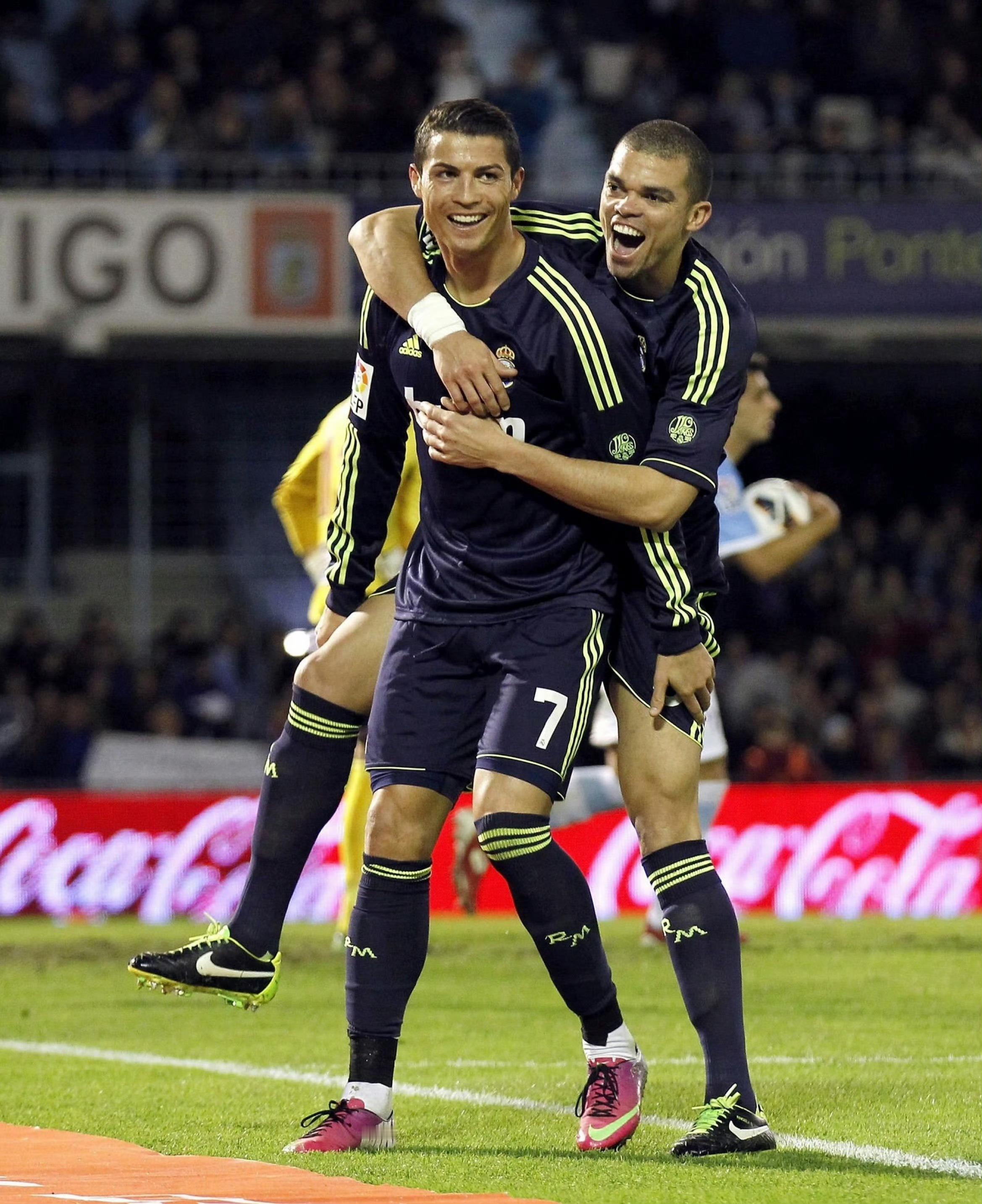 C罗和c罗一起siu到最后皇马0比2塞尔塔🚨今天凌晨西甲对阵塞尔塔是皇马与塞