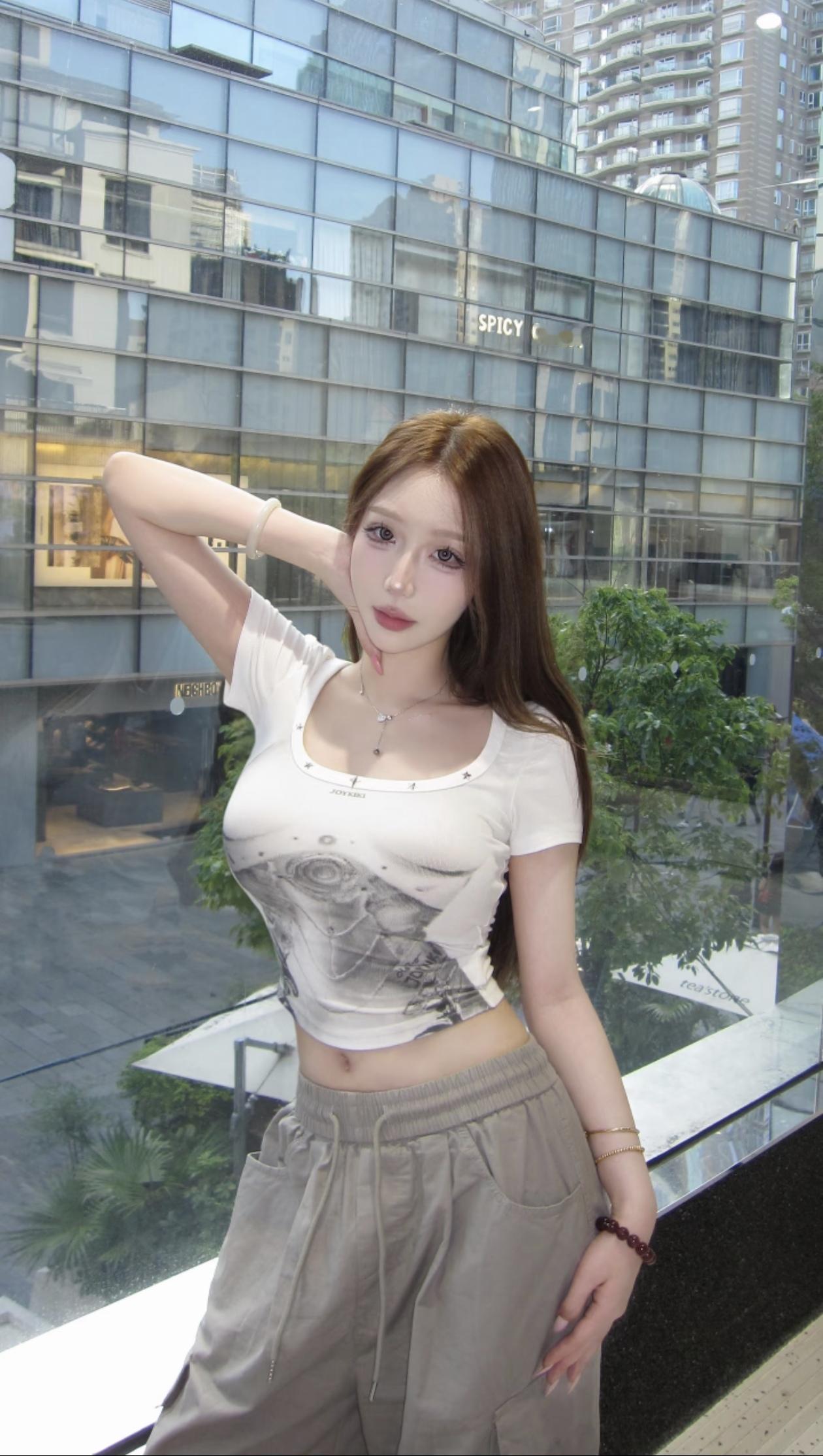 简约时尚，轻松出街！