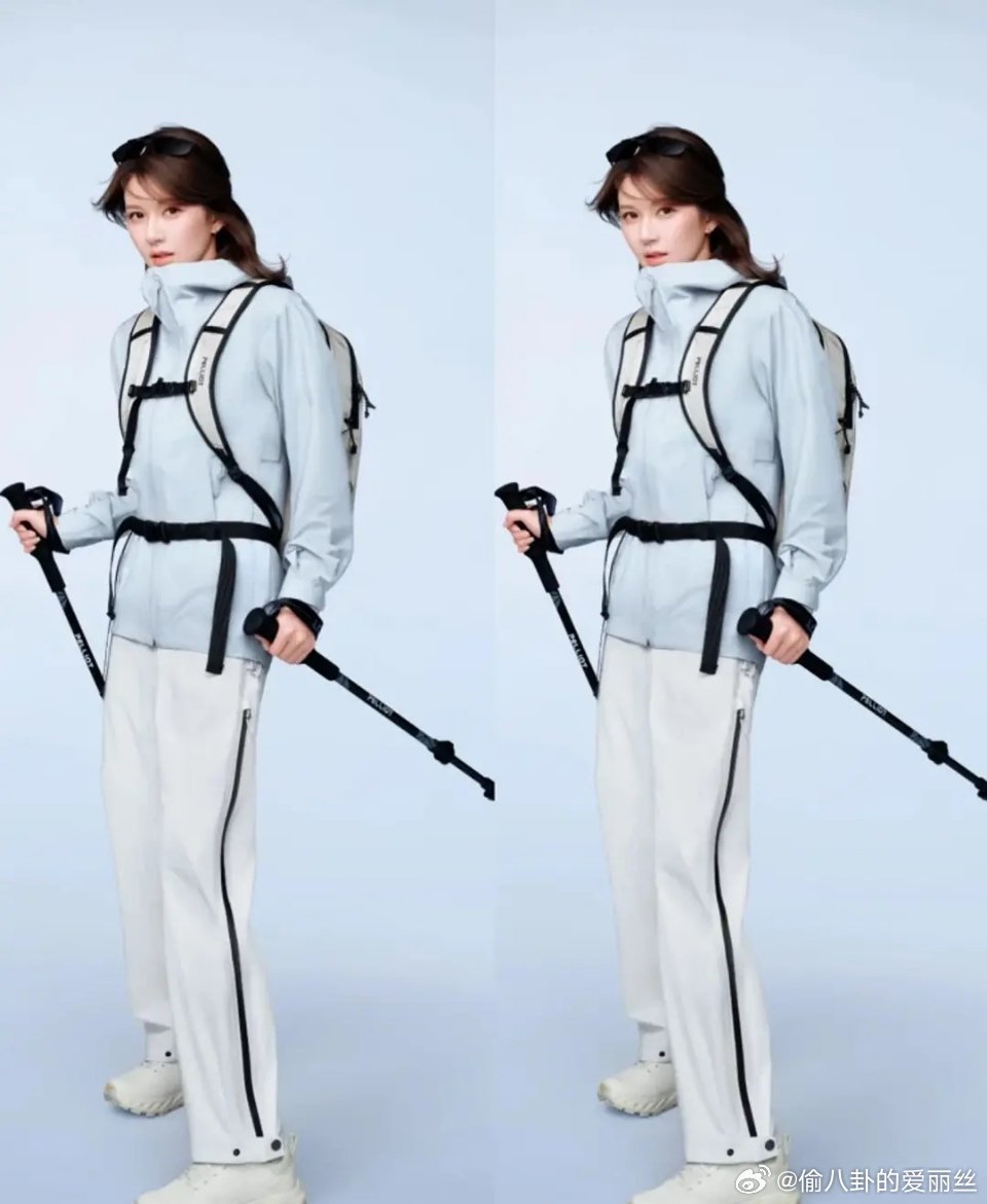 这摄影师还挺会拍，拍的好高，给我自拍一张吧