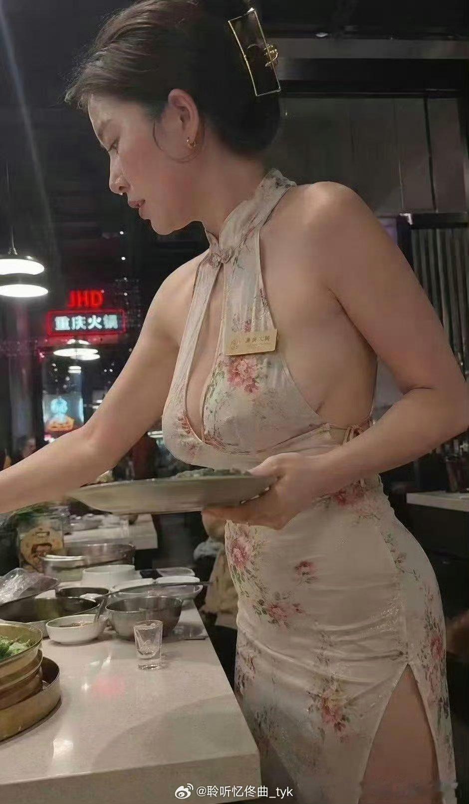 这是日本的火锅店，生意超好男人和大爷最喜欢吃这个不违法吗​