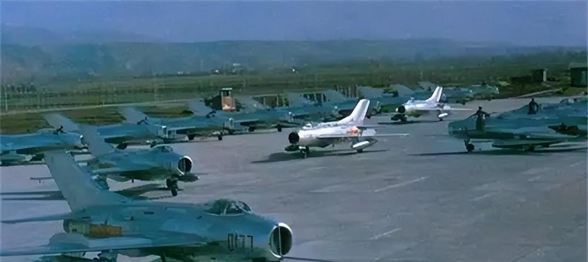 1979年，埃及购买了我国50架歼6战机，可之后埃及空军居然说歼6性能落后，拒绝