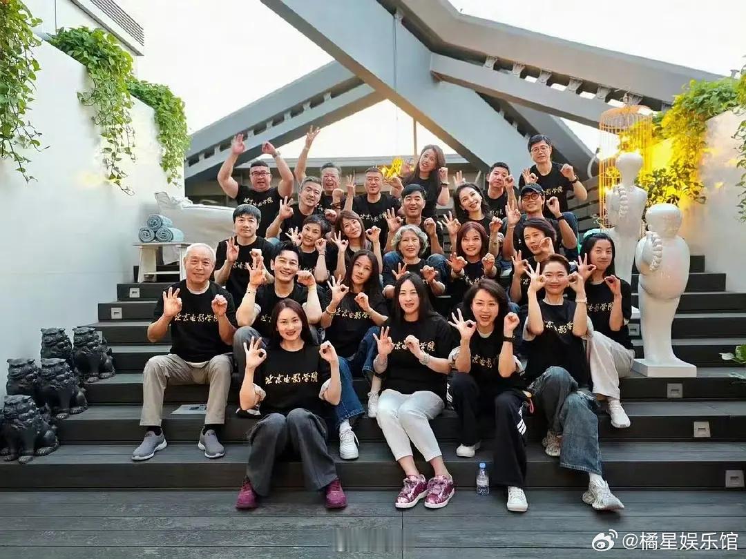 小燕子最新近况，赵薇状态如何