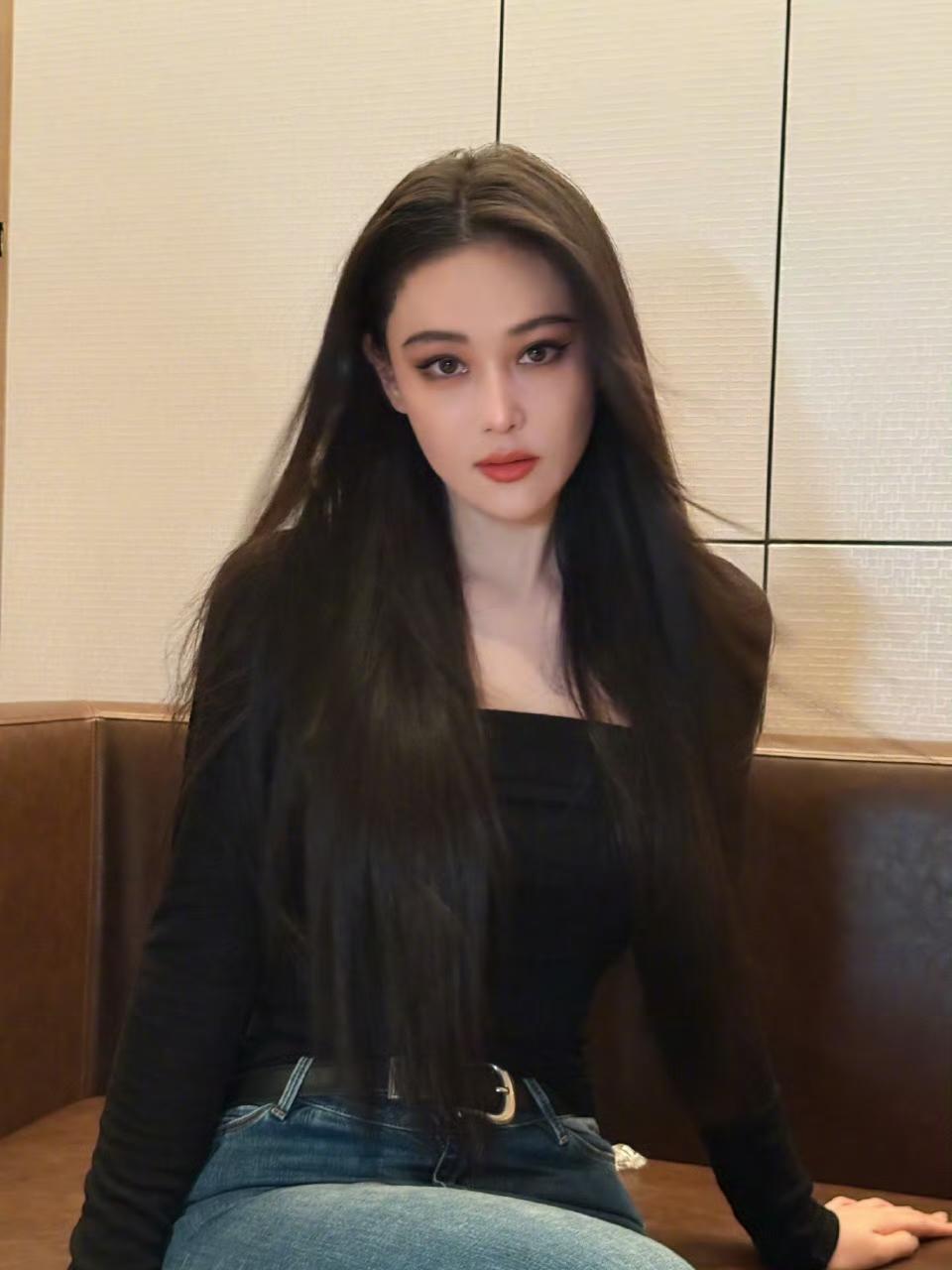 张馨予说自己长得像布偶猫不，我认为她更像一只狐狸她演的妲己比范冰冰还更惊艳