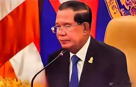 泰柬冲突升级！泰国考虑封锁泰国湾，中方表态这泰国和柬埔寨真是打红了眼，现在泰