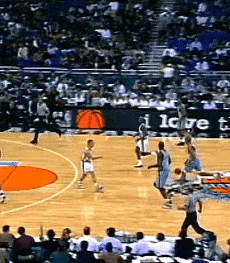 在自己主场，顶着MVP头衔，被对手当着全世界的面按在地上摩擦，什么感觉？19