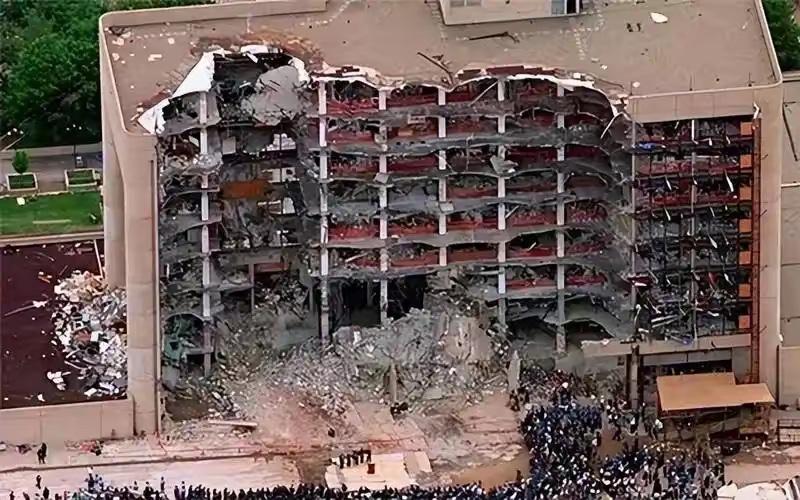 伊朗扩大打击范围！战争严重升级！目前伊朗已从只打美国军事基地，迅速扩大为全面打击